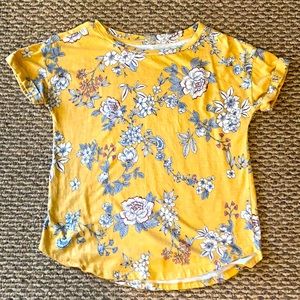 Women’s medium size top